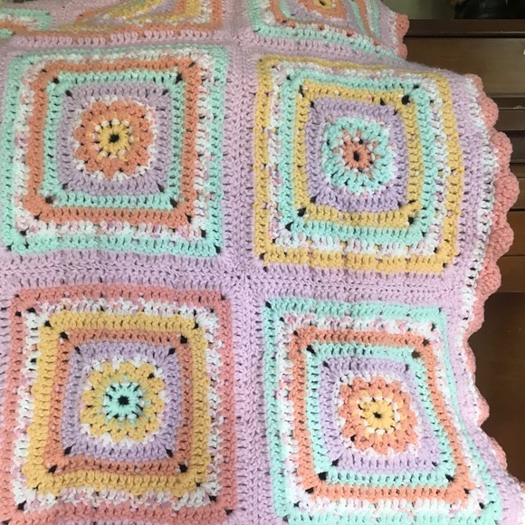 Handmade Baby Afghan Crochet 40 Inch Blanket New - Picture 3 of 9